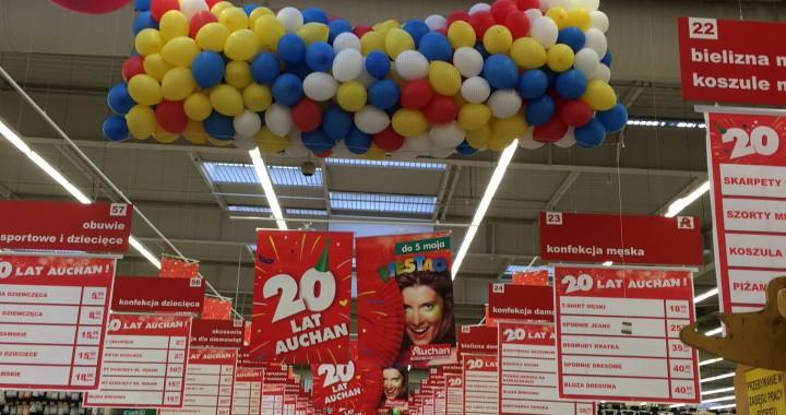 grad balonów - siatka z balonami