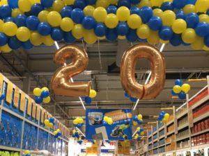 cyfra z balonów 20 urodziny Castorama Częstochowa