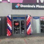 kolumny balonowe na otwarcie Dominos Pizza w Katowicach