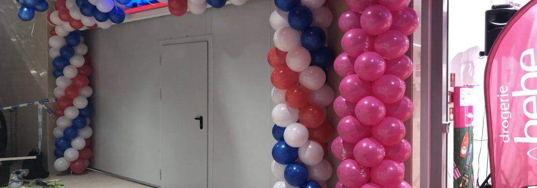 dekoracja balonowa brama z balonów na otwarcie sklepu Aldi w Galerii Stela w Cieszynie