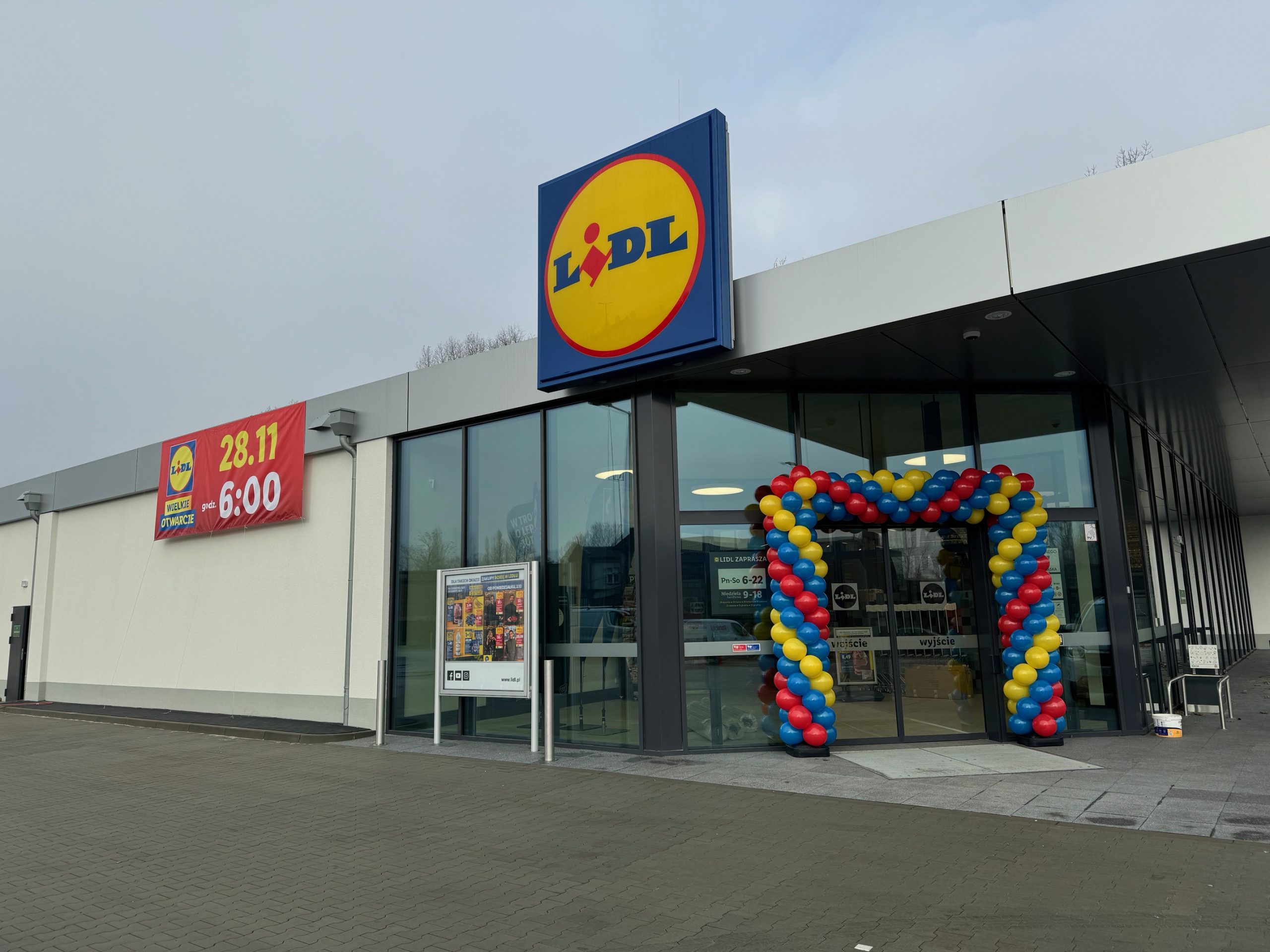 dekoracja-balonowa-na-otwarcie-Lidl