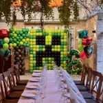 dekoracja-balonowa-urodzinowa-w-stylu-Minecraft