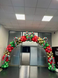 łuk balonowy świąteczny event mikołajkowy
