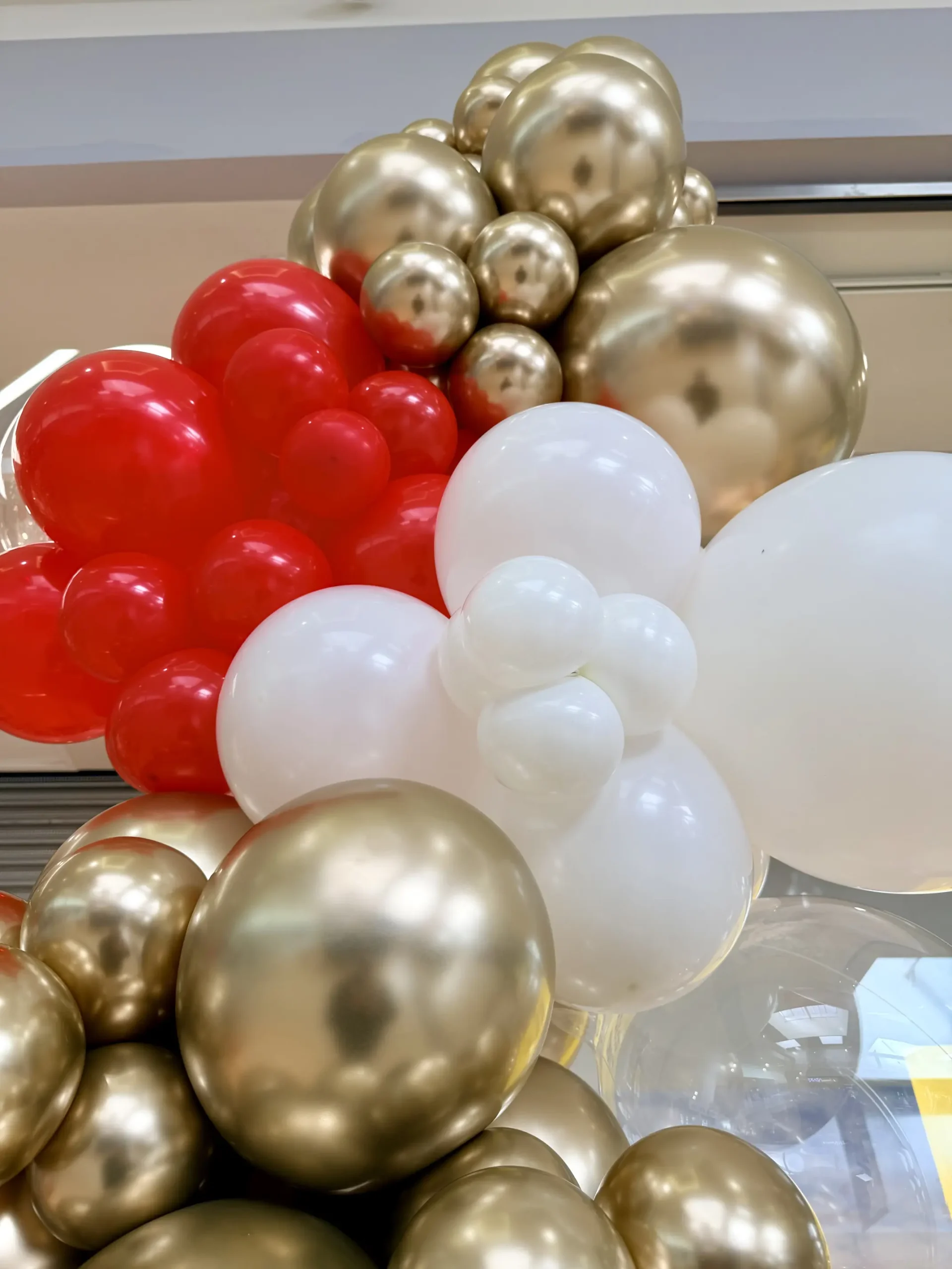 rofesjonalne, biodegradowalne balony lateksowe włoskiej marki Gemar użyte do stworzenia trwałej dekoracji.