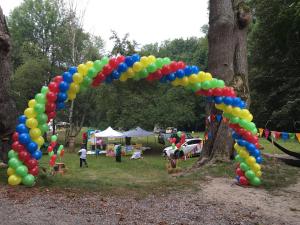 brama balonowa kraków - zamek korzkiew - dekoracja balonowa pikniku firmowego