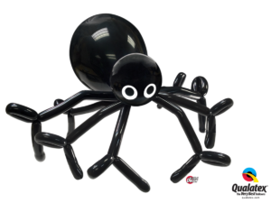 pająk z balonow na halloween